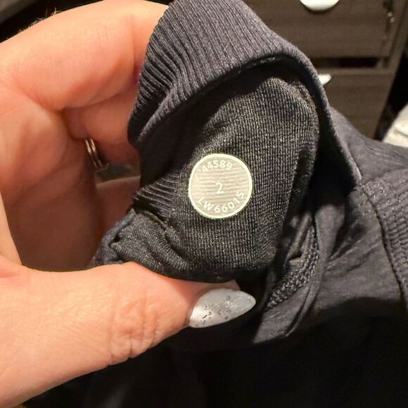 lululemon athletica Black Cropped Pants - Picture 5 of 5